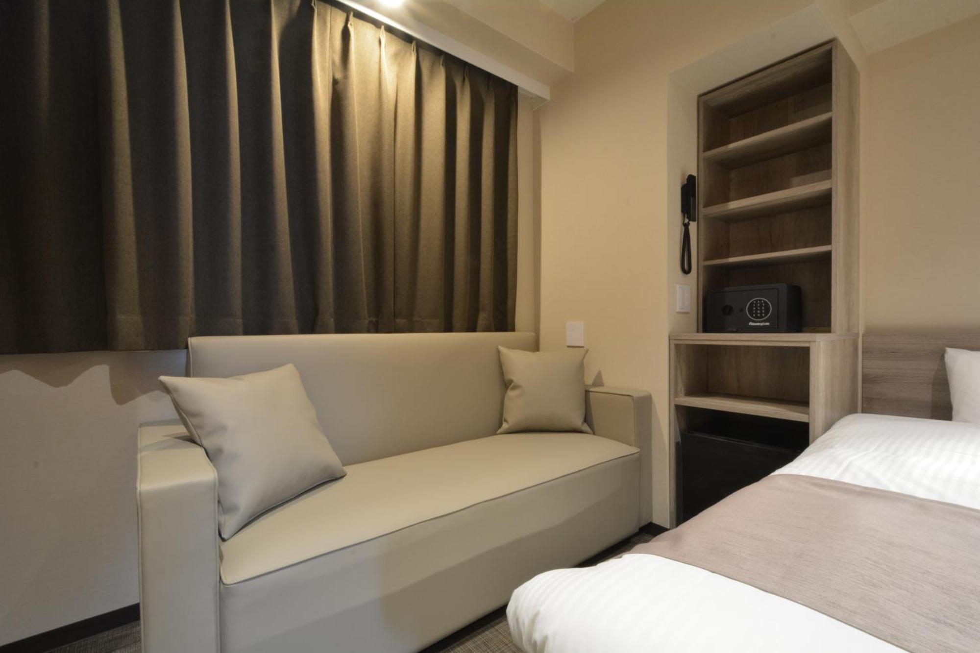 Hotel Sanrriott Shinsaibashi Ōsaka Eksteriør bilde